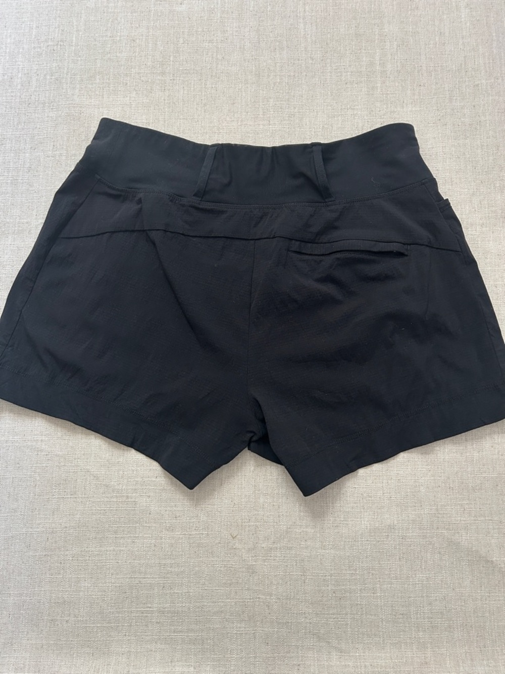 Athleta Trekkie North Shorts Women's 10 Black Ripstop Athletic Leisure - Picture 2 of 10